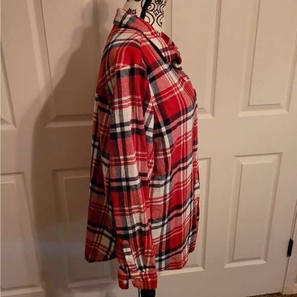 Gap red plaid women's long sleeve button up shirt - Picture 2 of 6